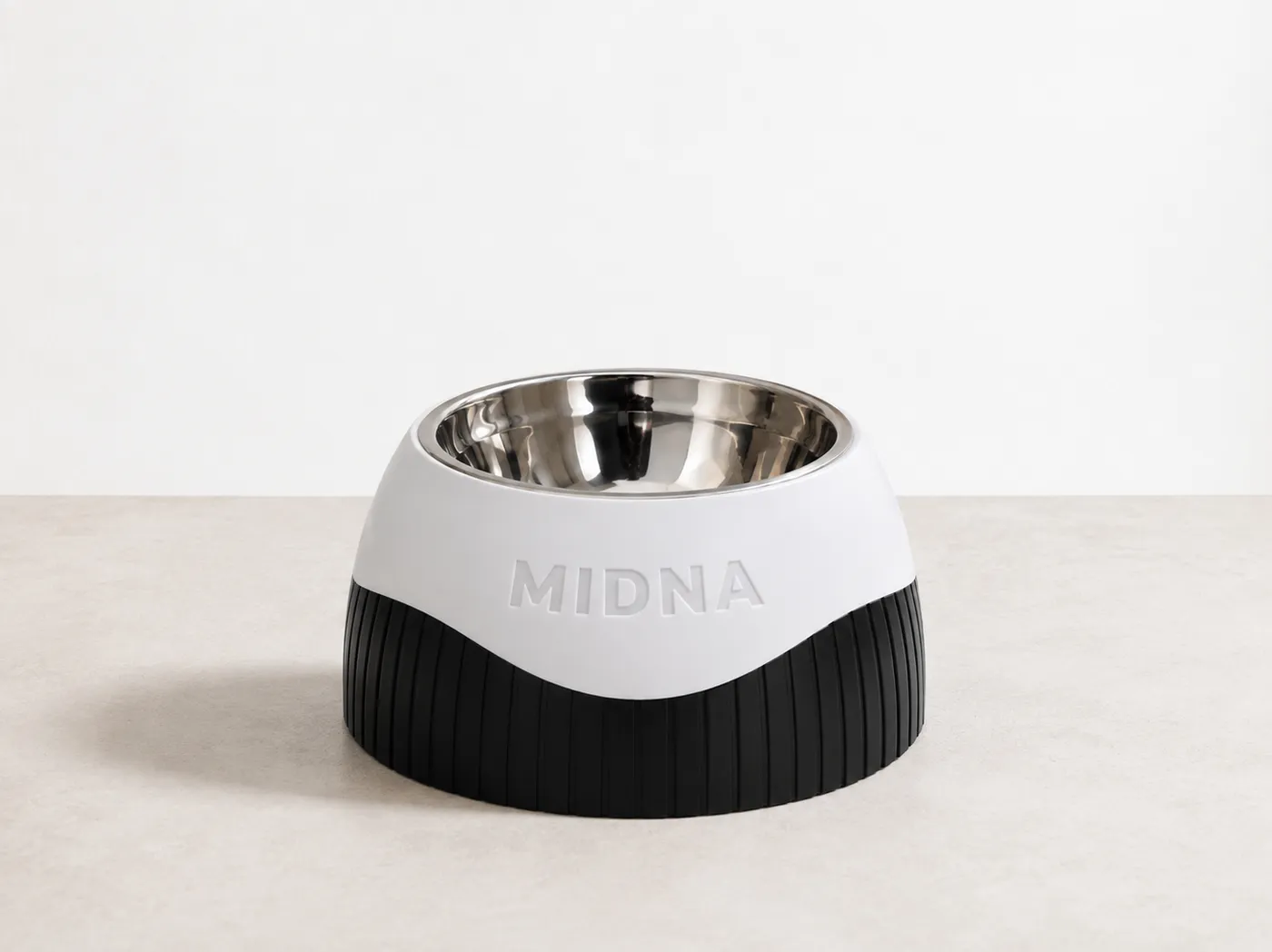 Soporte elevado para comedero de mascotas impreso en 3D
